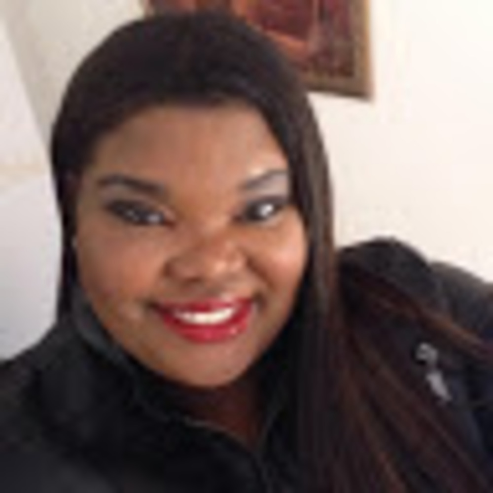 Meet your Posher, Latasha